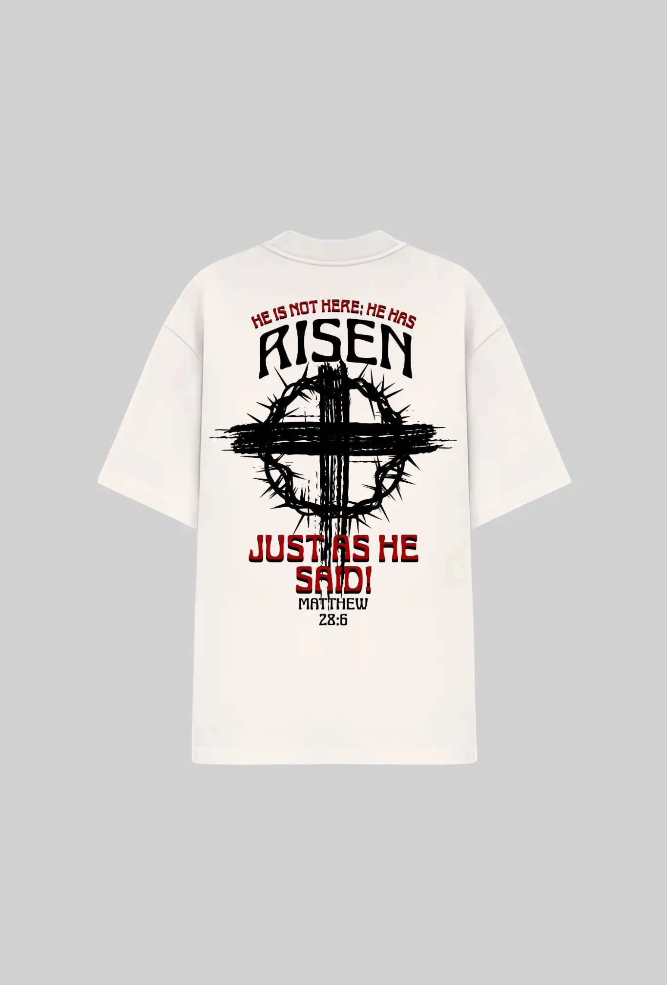 Camiseta oversized Risen GLORYFIT off white vista frontal com fundo cinza