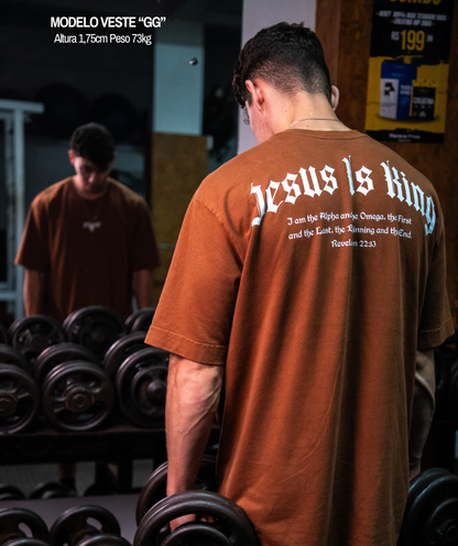 Kit 2 camisetas - Jesus Is King + Man Of God